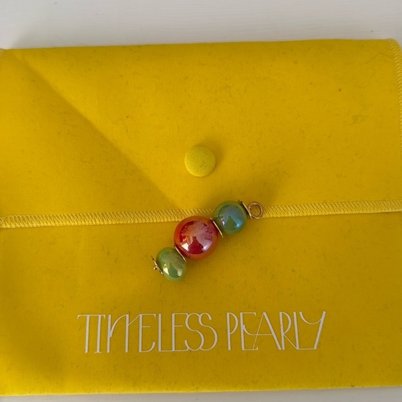 Timeless Pearly Red Green and Gold Charm - Picture 1 of 3